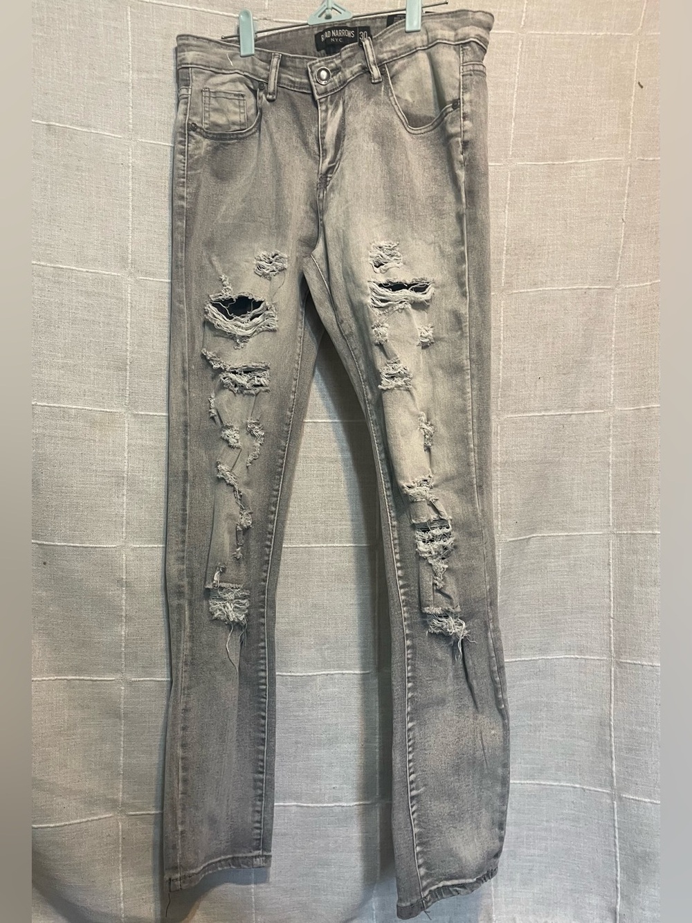ROAD NARROWS NYC Men's Distressed skinny jeans  Size 30